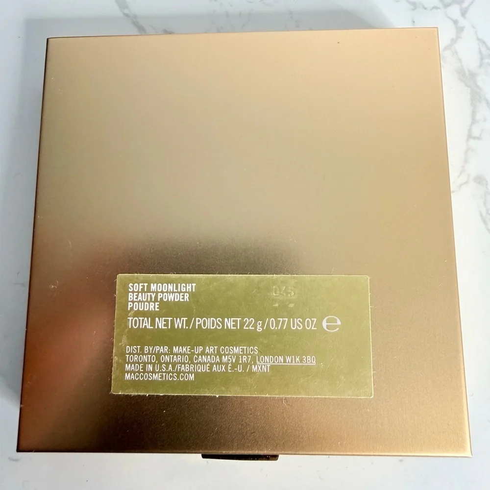 Mac Cosmetics Guo Pei Collection Beauty Powder in Soft Moonlight